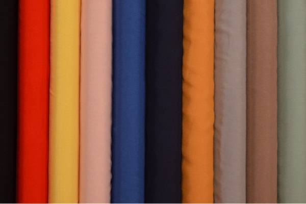 Musterkarte Viskose, 100 g/m², 150 cm